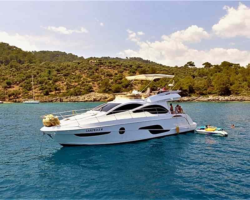 Göcek Yat Kiralama, Göcek Kiralık Motor Yat, Kiralık Yat Göcek, Kiralık Tekne Göcek, Göcek Tekne Fiyatları, CarpeDiem Motoryat Kiralama, CarpeDiem Kiralık Yat